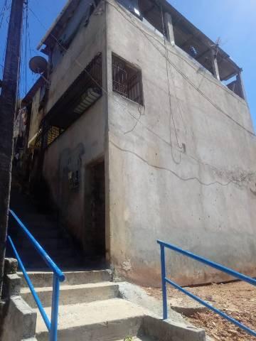 Vende se uma ótima casa São Gonçalo