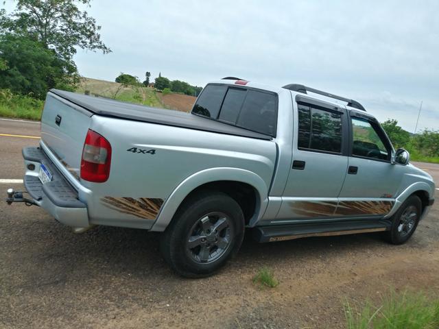 S10 4x4 diesel 2006- aceito troca - Foto 12