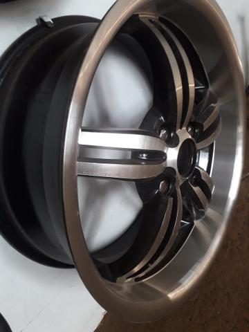 Rodas esportivas 17 liga leve 4x108 só 1500