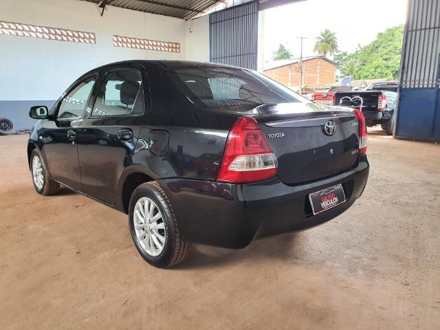 Etios Sedan XLS impecável - Foto 7