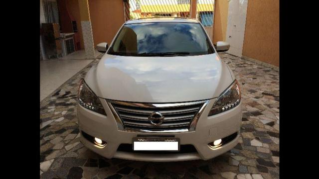 Nissan Sentra Unique 2.0 2015/2016 - Foto 2