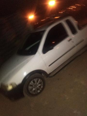Fiat Strada 2006 17mil