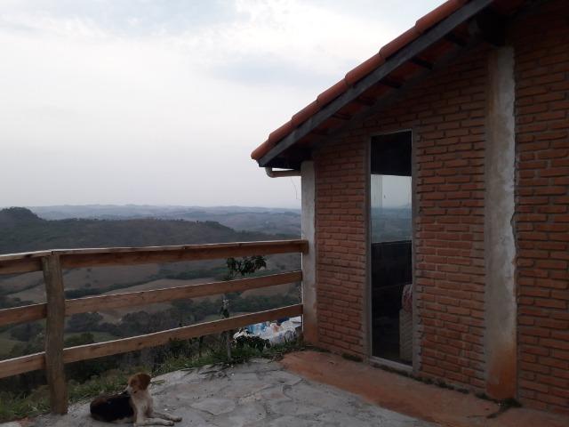 Alugo casa na montanha mágica em São Tomé das Letras