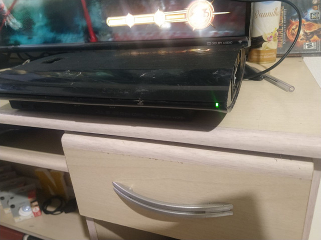 PS3 super slim para peças