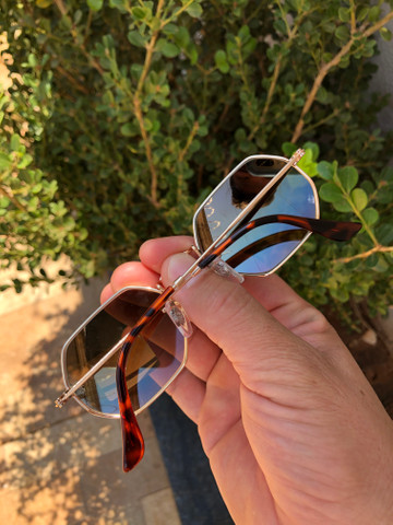 Óculos de Sol, Rayban octagonal - Foto 3