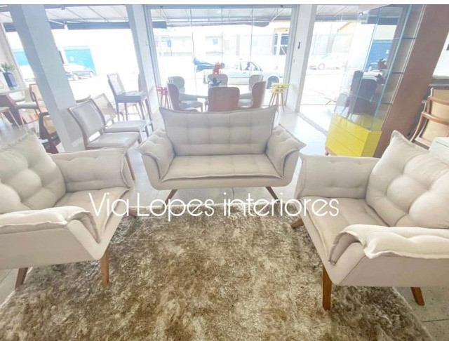 Jogo de poltronas e namoradeira aqui na Via Lopes Interiores wpp 62 9 *