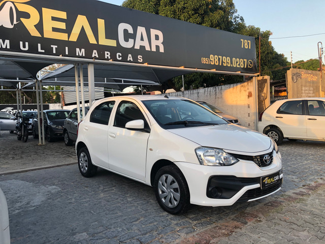Toyota Etios 1.3 X 2018 Extra! - Foto 3