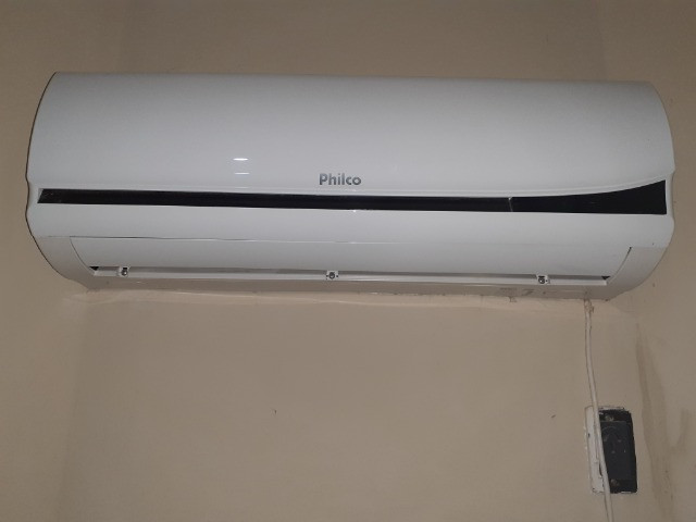 Vendo ar condicionado Split 9000btus usando