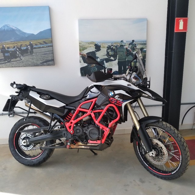 BMW- GS 800