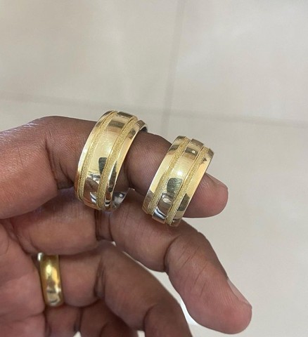 Aliança de moeda antiga legítima com uma pedra de zircônia  - Foto 4