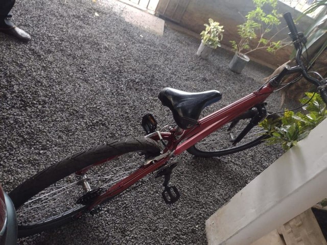 Bicicleta Caloi vermelha  - Foto 5