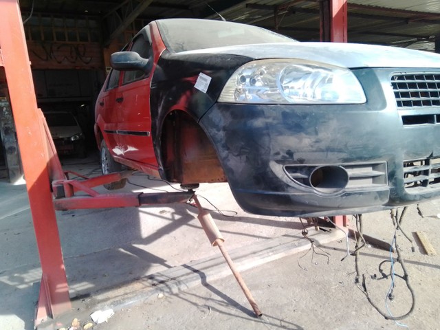 Vdo Siena batido 2012 e compro carro batido! Com débitos ou não!  - Foto 3