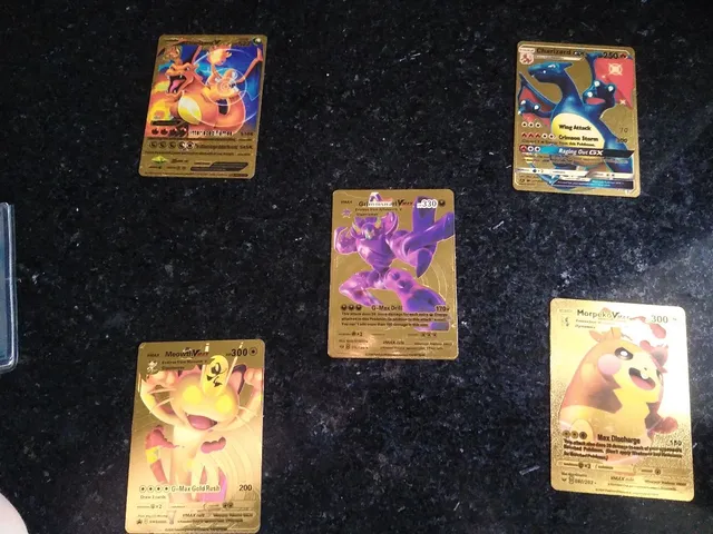 Caixa de cards pokemon  +22 anúncios na OLX Brasil