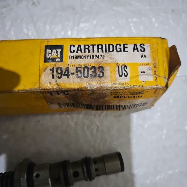 Trator esteira carregadeira caterpillar valvula piloto nova original 1945033 - Foto 2