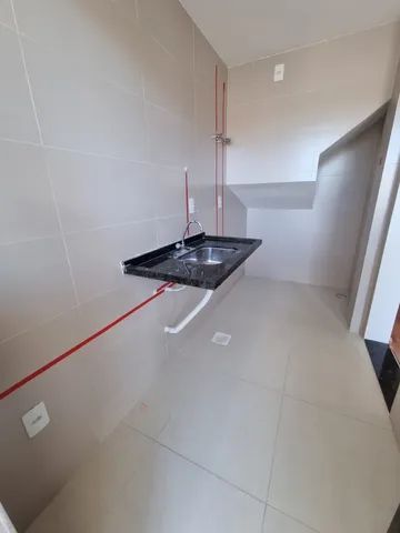 Cobertura 3/4 com duas vagas e suítes no Bairu  - Foto 7