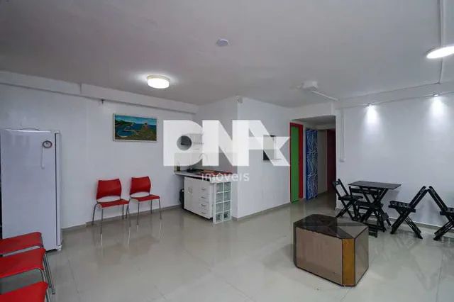 Apartamento - / Residencial / Copacabana