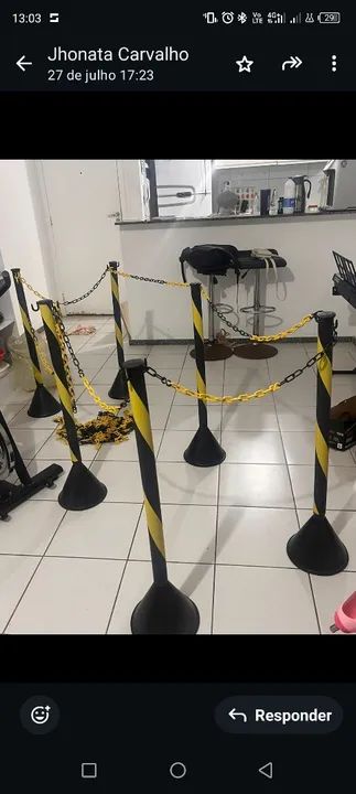 pedestal ou Cavaletes com correntes