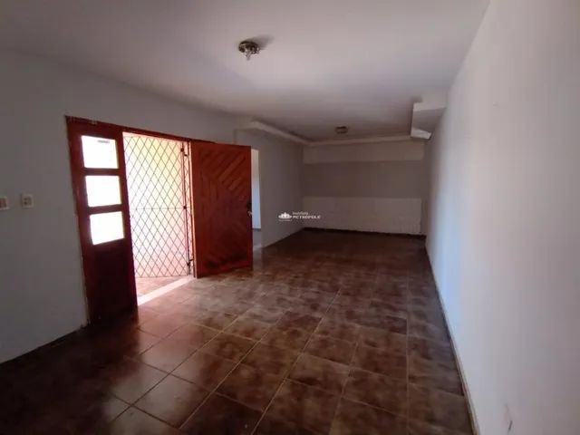 R.LEONARDO C.BRANCO - BAIRRO: MORADA DO SOL - Foto 4