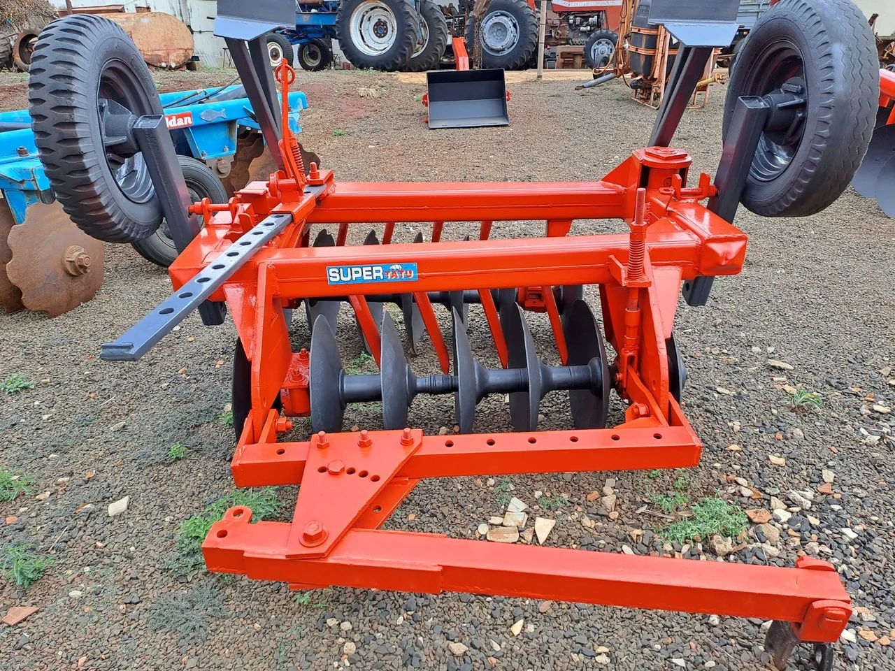 Grade aradora Super Tatu 14x26x230 