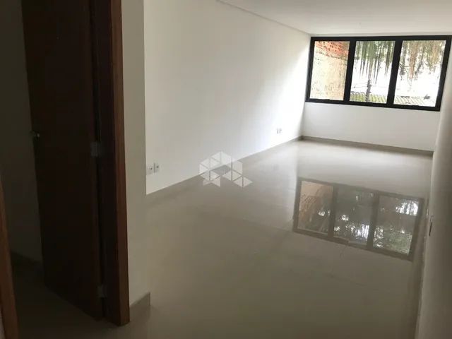 Sala Comercial com 30,75 m² no Menino Deus