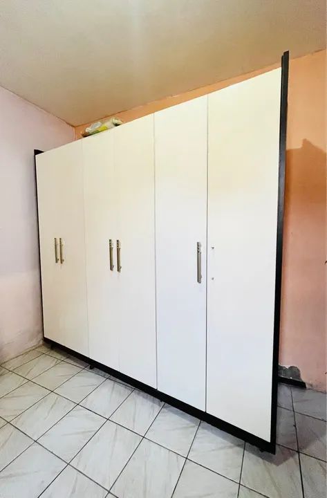 Guarda-Roupa 6 portas