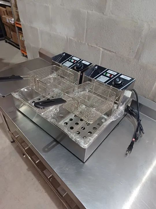 Fritadeira Elétrica Industrial 2 Cubas 10L 5L cada lado - Marcos  - Foto 2