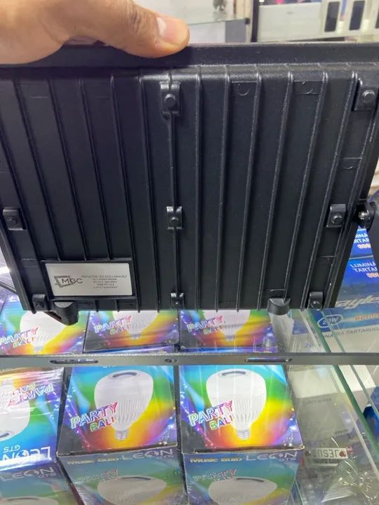 Refletor 400w P/Casa Alvenaria  - Foto 2