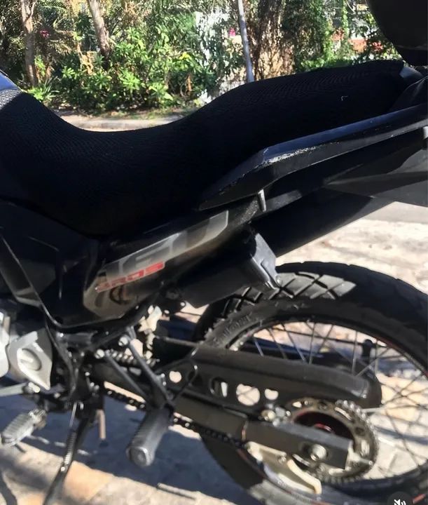 Bros 160 2017 único dono com baú givi - Foto 6