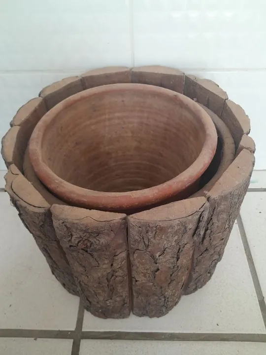 Vaso de Planta em Madeira para Decoração