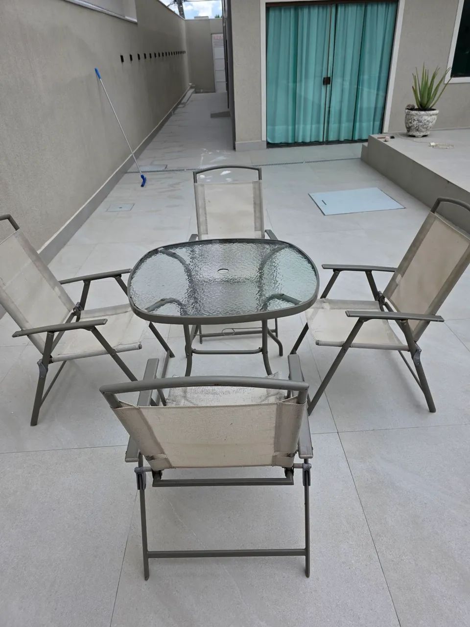 Conjunto de mesa e cadeiras para área externa - Foto 4