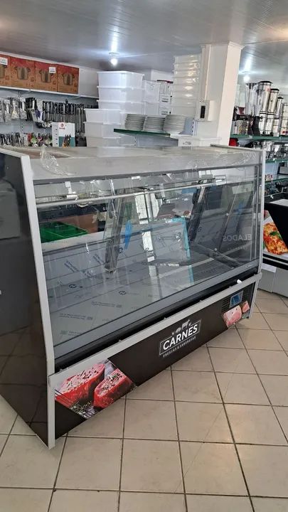 A. Balcão de açougue 2mts com depósito Gelopar  - Foto 2