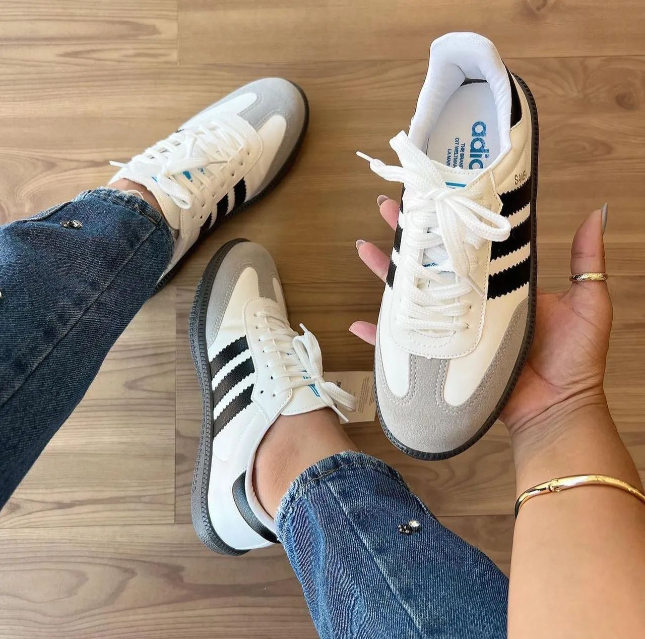 Adidas Samba Branco com Detalhes Clássicos - Foto 2