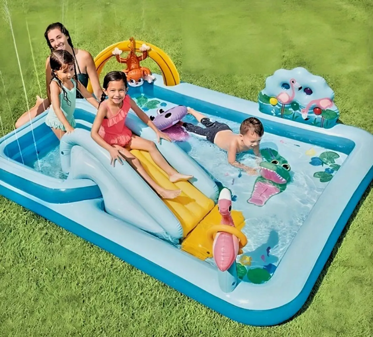 Piscina inflável para crianças com escorregador