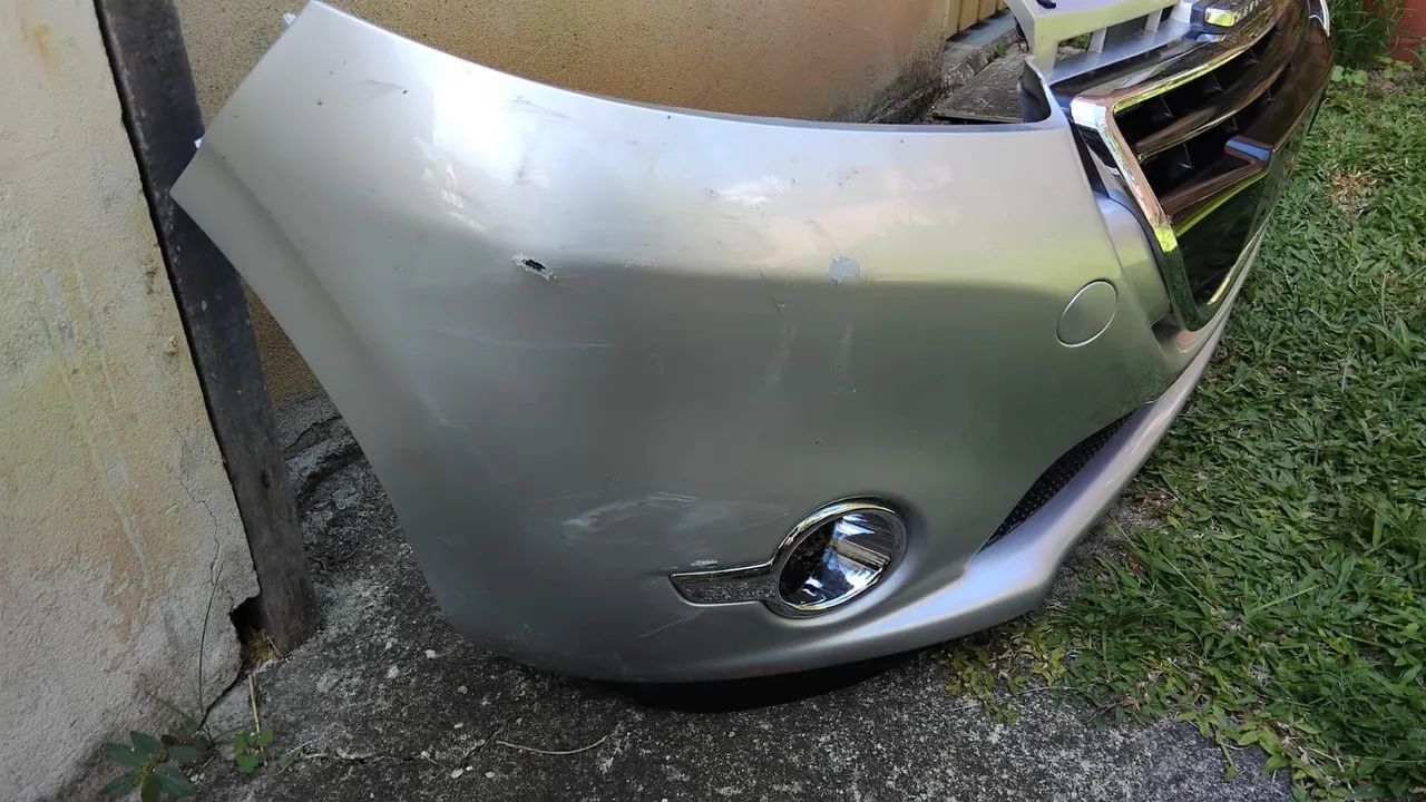 Parachoque dianteiro original Peugeot 208 - Foto 5