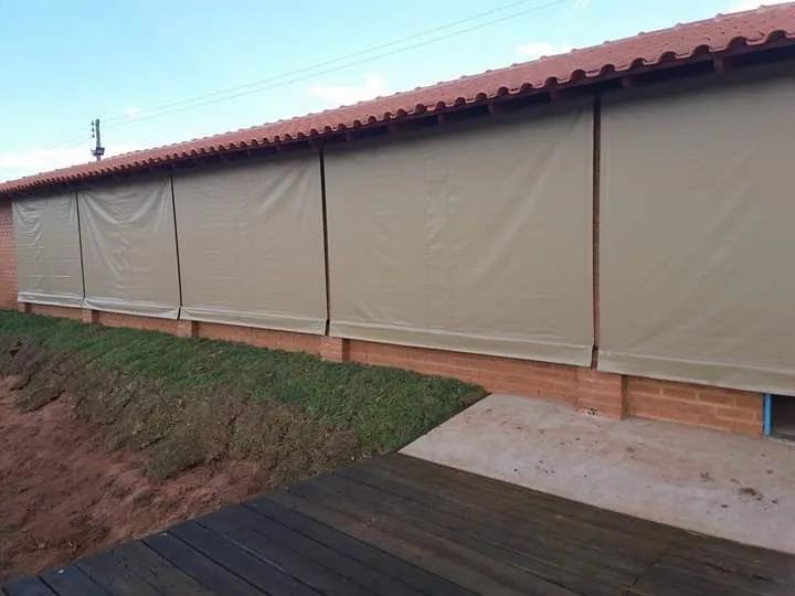 Toldo Retrátil em lona com estrutura Metálica galvanizada -novo - Foto 6