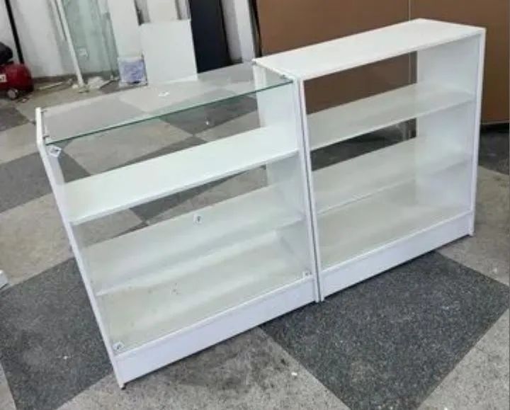BALCÃO VITRINE + BALCÃO VITRINE COM VIDRO SUPERIOR