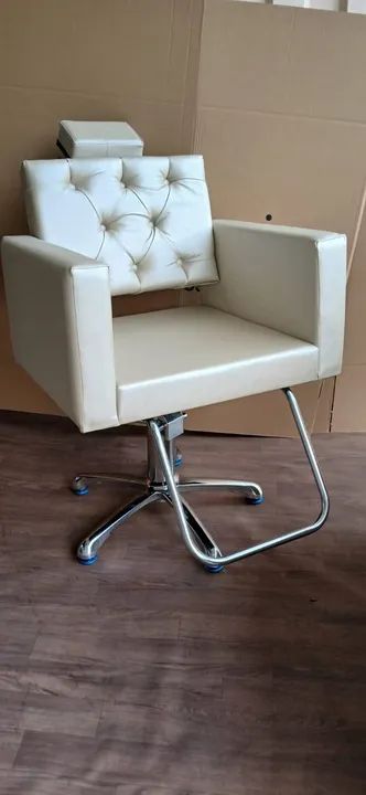 Cadeira hidráulica para salão de beleza nova - Foto 2