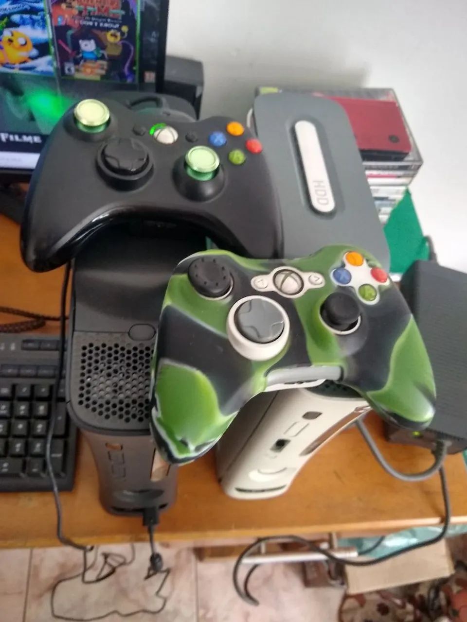 Xbox 360 Fat Com HD De 500 gigas com 221 jogos no HD - Foto 5
