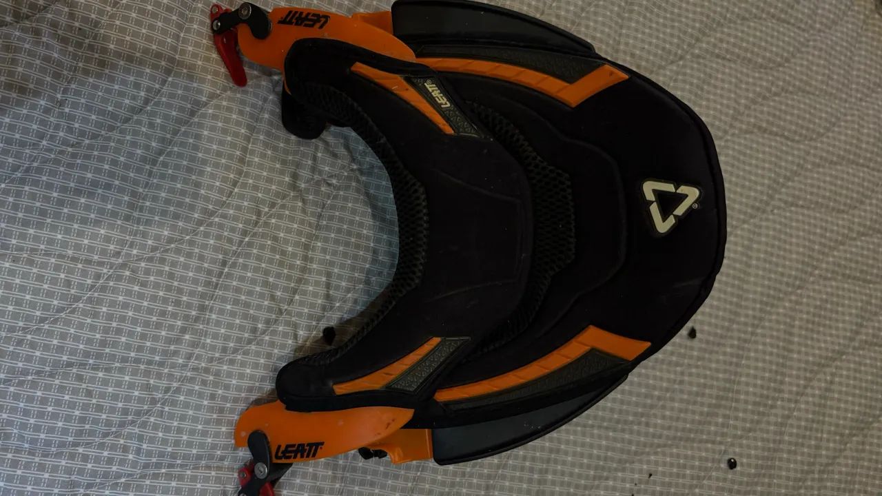 Protetor de Pescoço Leatt Brace Tamanho G