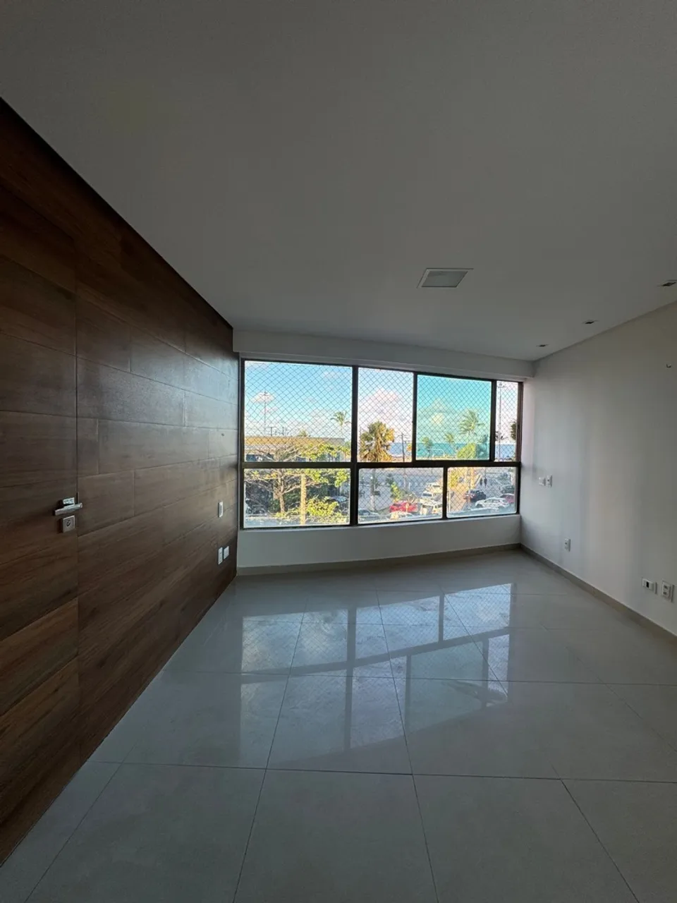 Apartamento na avenida boa viagem / 3 quartos