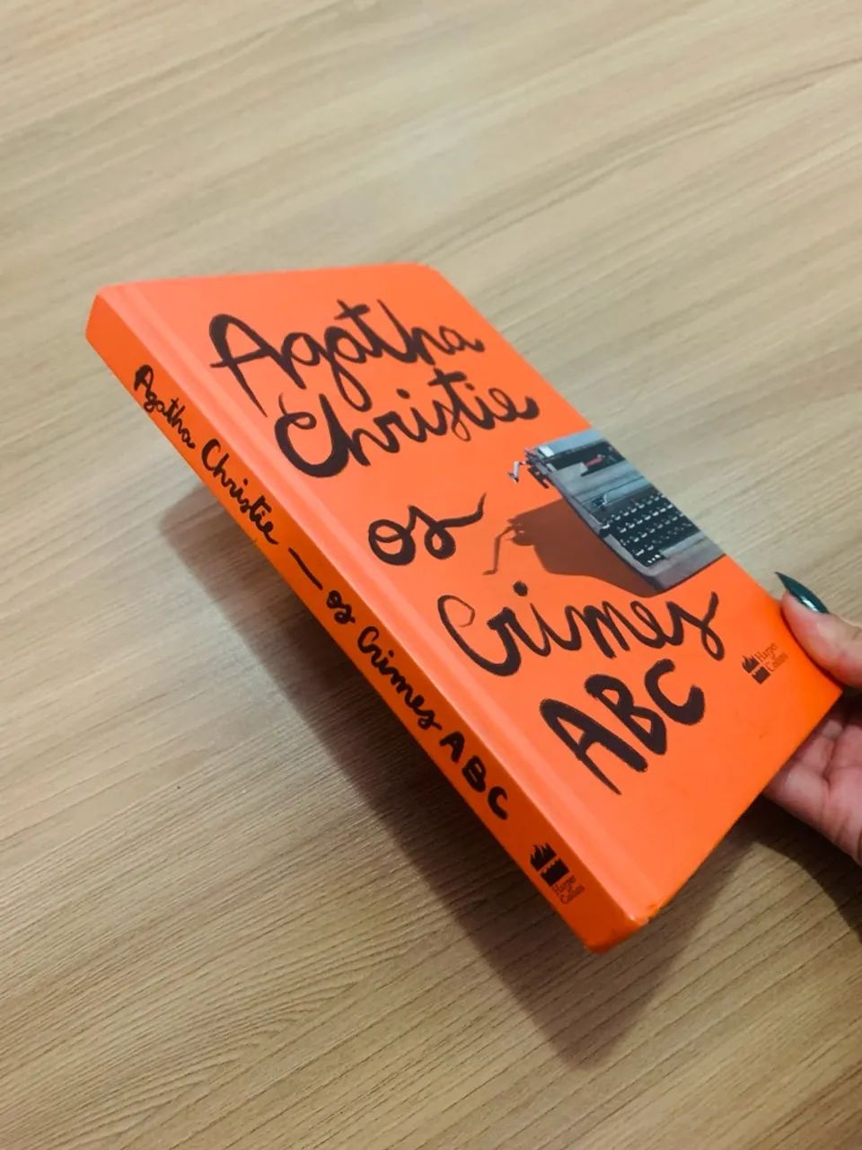 Livro capa dura Ágatha Christie, Os crimes ABC - Foto 2