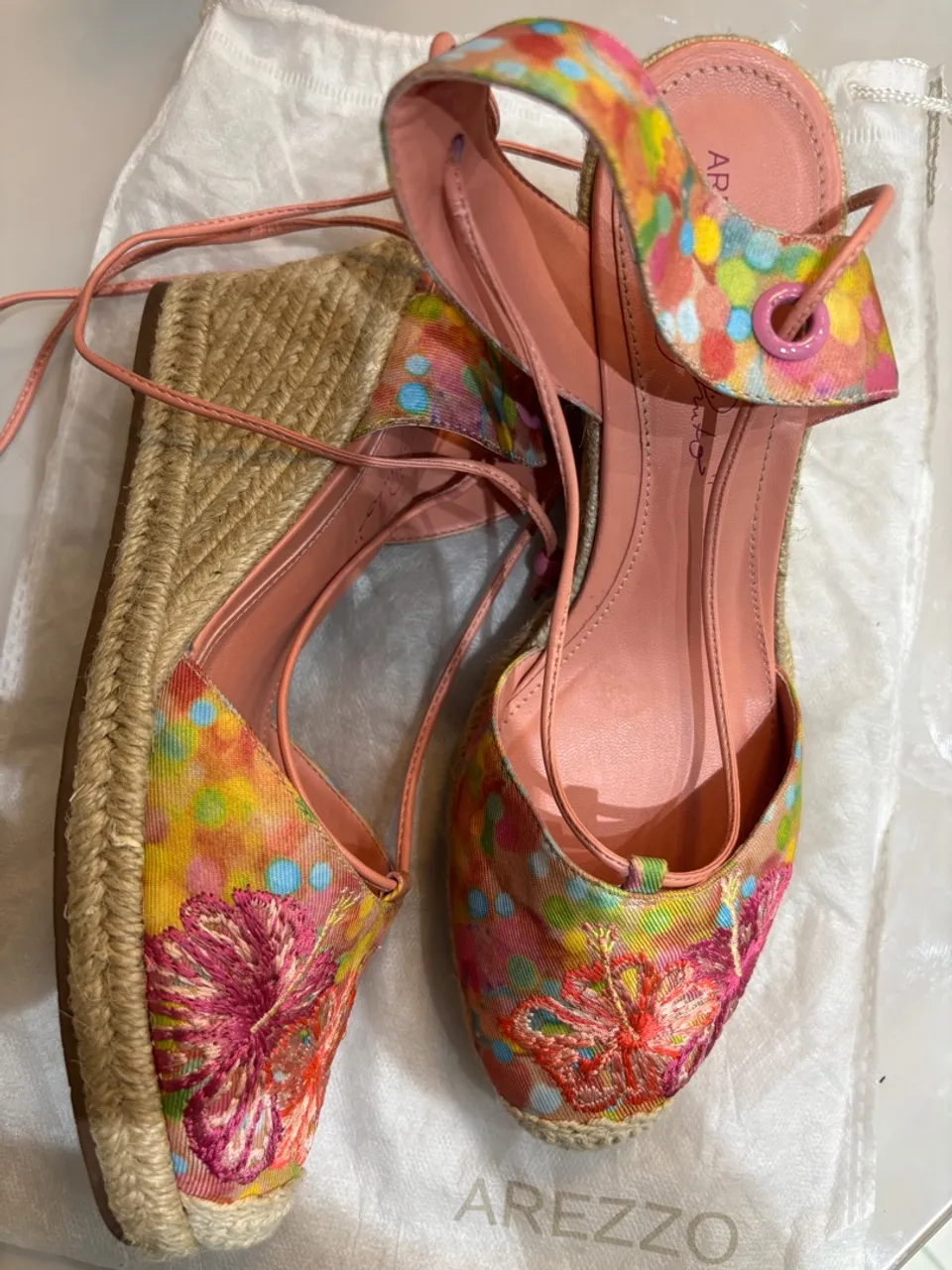 Espadrille Arezzo Floral Colorida/ usada uma única vez