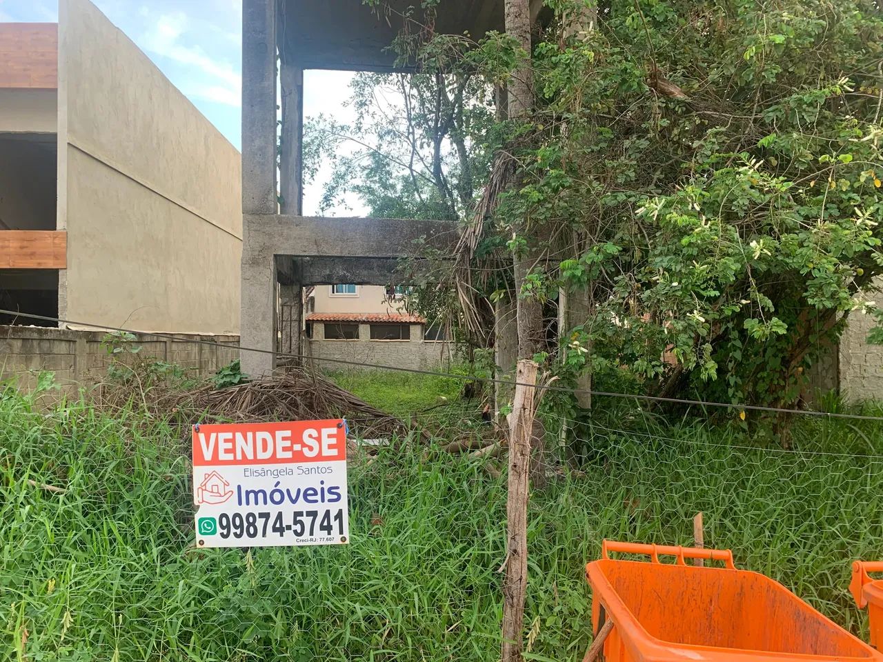 Otimo  preço em condomínio para venda com 346 metros quadrados em Guaratiba - Rio de Janei