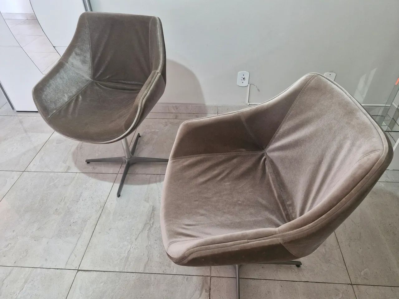 Poltronas giratórias para sala