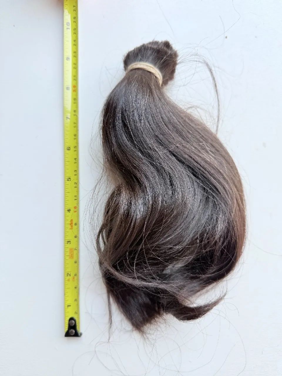 Cabelo Humano Brasileiro - Liso, Virgem e de Origem Europeia - 25 cm e 85 gramas