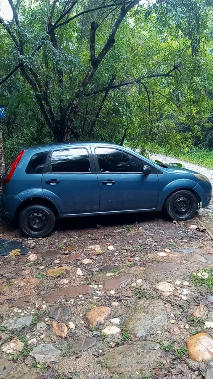 Vende-se ou troca-se em carro ou moto(a negociar). Mecânica revisada. 23.900