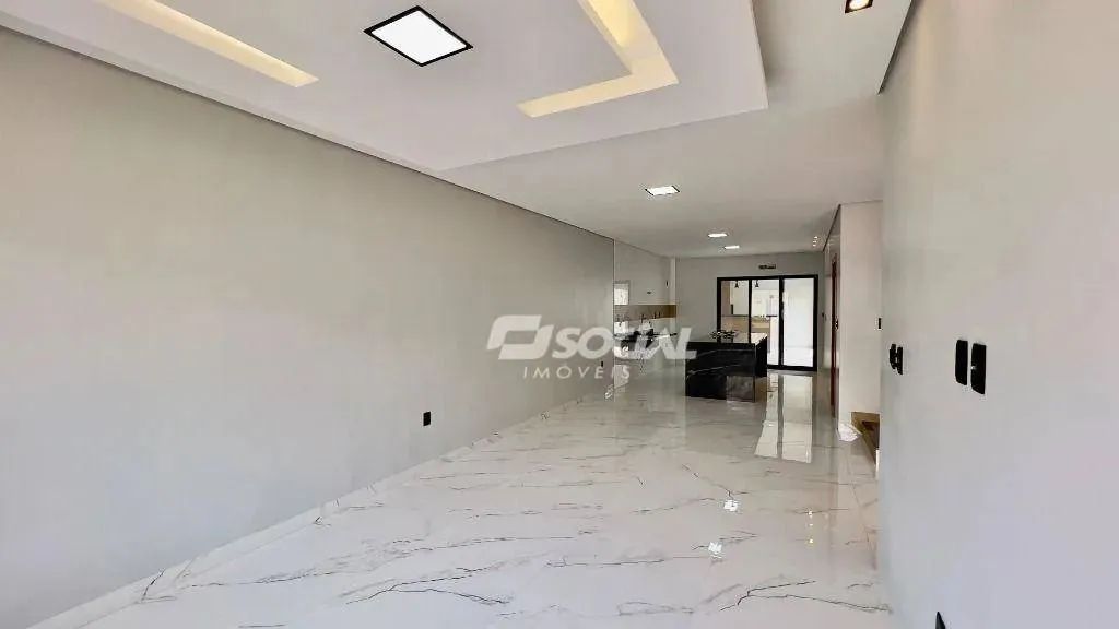 Sobrado com 4 dormitórios à venda, 174 m² por R$ 950.000,00 - Aponiã - Porto Velho/RO - Foto 2