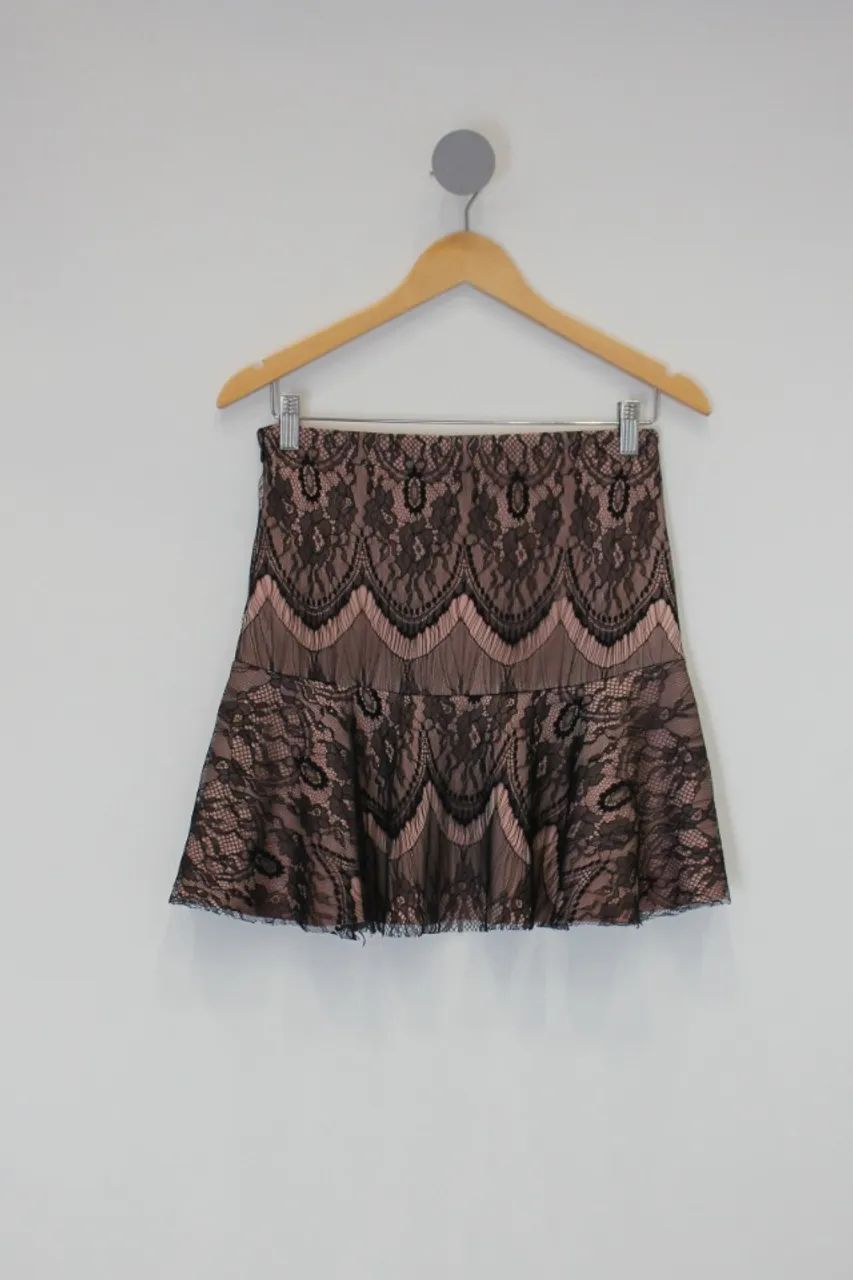 saia c&a feminina rosa com peplum e renda - Foto 2