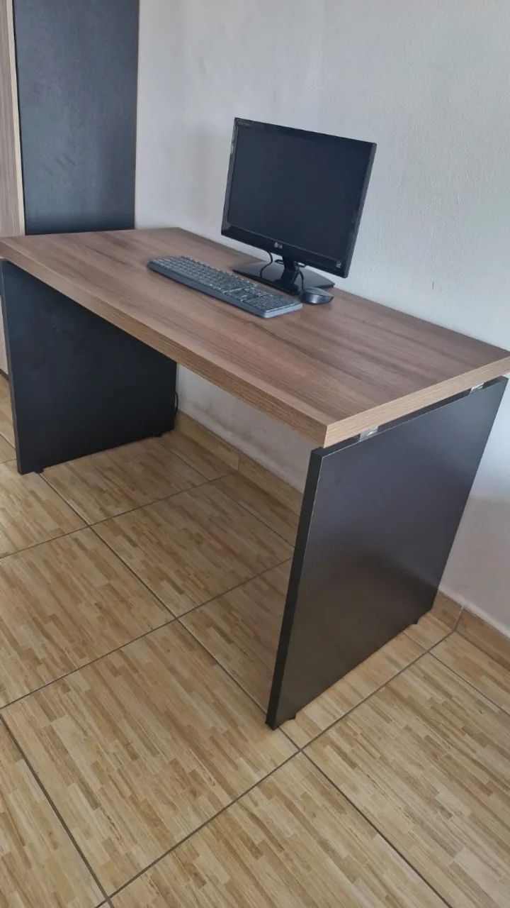Mesa de Escritório e Móveis de Escritório - Foto 4