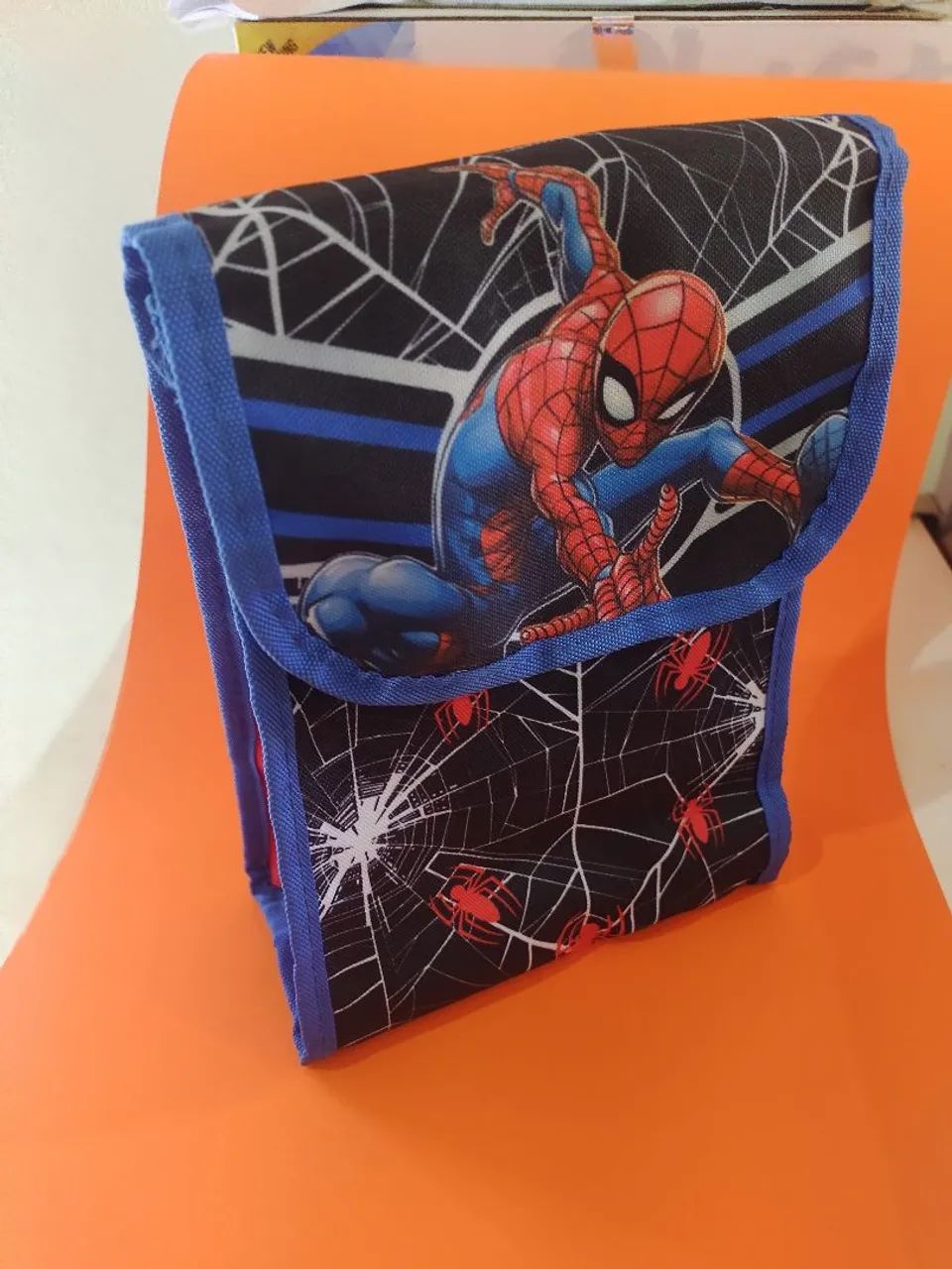 Merendeira / bolsa de mão do Homem Aranha  - Foto 2